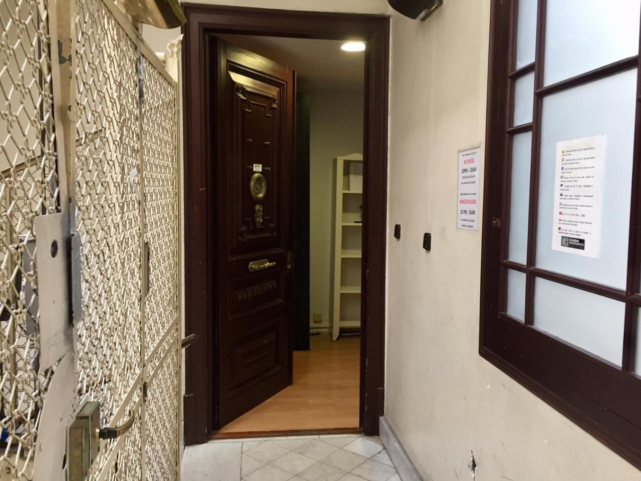 Gaudi Residence Βαρκελώνη Εξωτερικό φωτογραφία